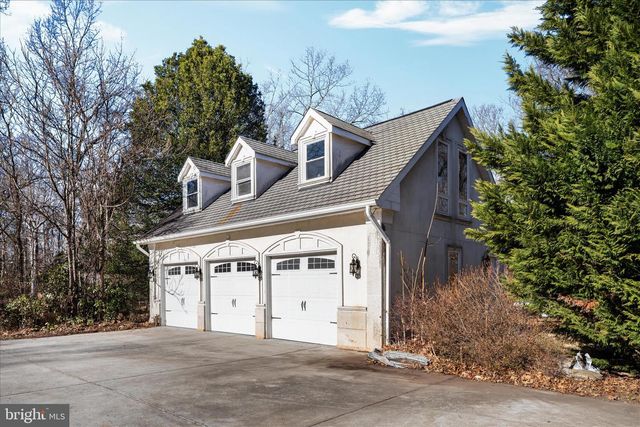 11846 CHAPEL RD, Clifton, VA 20124