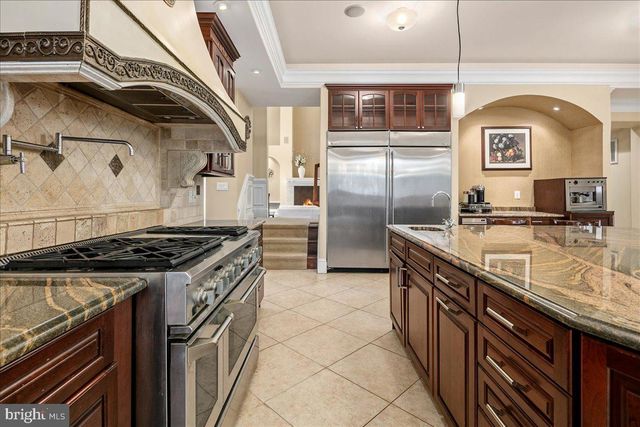 11846 CHAPEL RD, Clifton, VA 20124