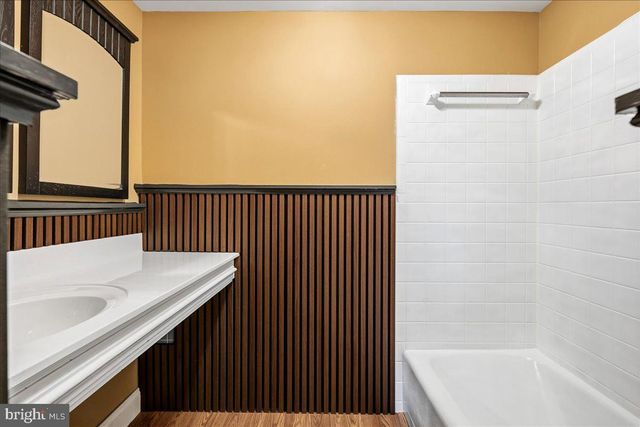 11846 CHAPEL RD, Clifton, VA 20124