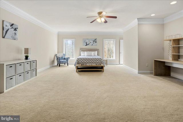 11846 CHAPEL RD, Clifton, VA 20124