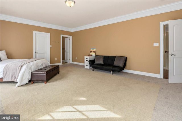 11846 CHAPEL RD, Clifton, VA 20124