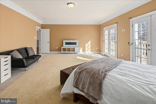 11846 CHAPEL RD, Clifton, VA 20124