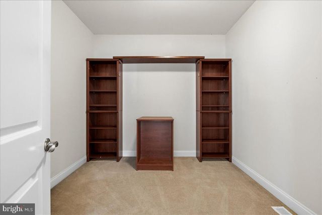 11846 CHAPEL RD, Clifton, VA 20124