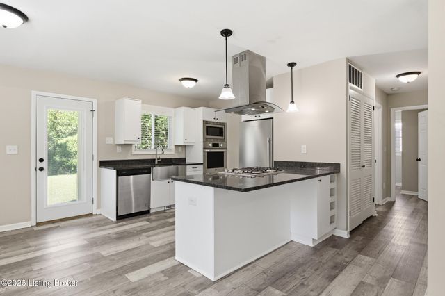3120 Doreen Way, Louisville, KY 40220
