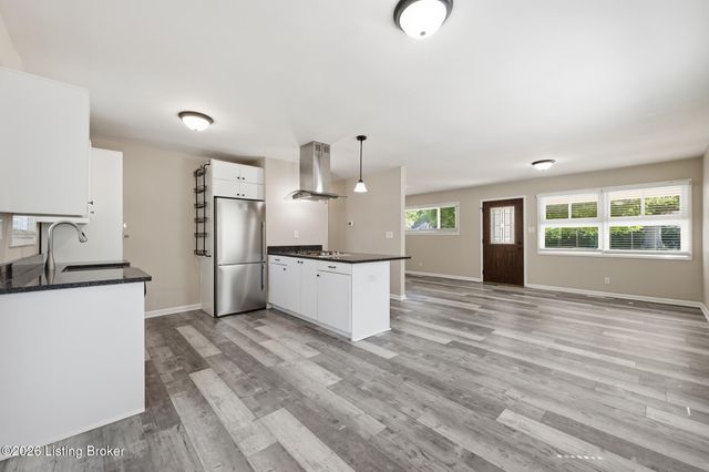 3120 Doreen Way, Louisville, KY 40220