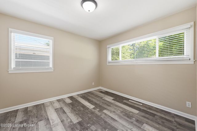 3120 Doreen Way, Louisville, KY 40220