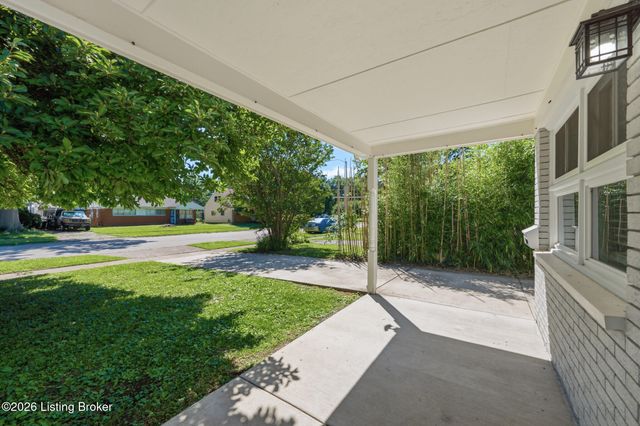 3120 Doreen Way, Louisville, KY 40220