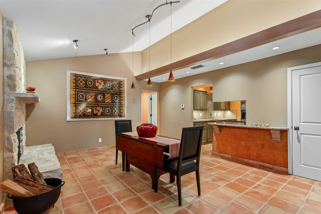 3501 Esplendor Avenue, Irving, TX 75062