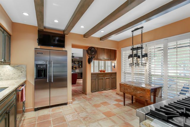 3501 Esplendor Avenue, Irving, TX 75062