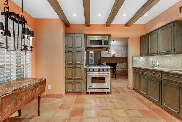 3501 Esplendor Avenue, Irving, TX 75062