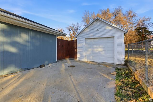 3624 PORTER AVE, South Ogden, UT 84403