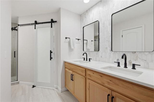 15317 W 83rd Terrace, Lenexa, KS 66219