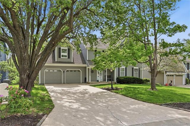 15317 W 83rd Terrace, Lenexa, KS 66219