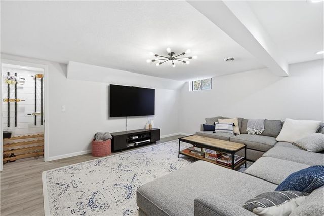 15317 W 83rd Terrace, Lenexa, KS 66219