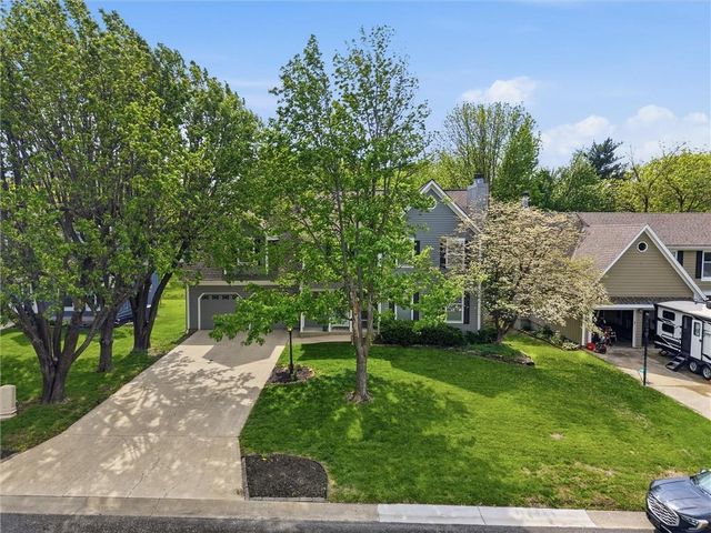 15317 W 83rd Terrace, Lenexa, KS 66219