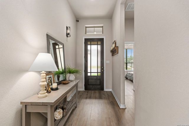 102 Ocotillo, Boerne, TX 78006