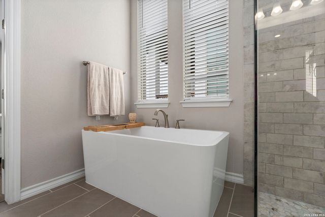 102 Ocotillo, Boerne, TX 78006