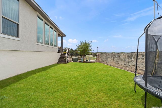 102 Ocotillo, Boerne, TX 78006