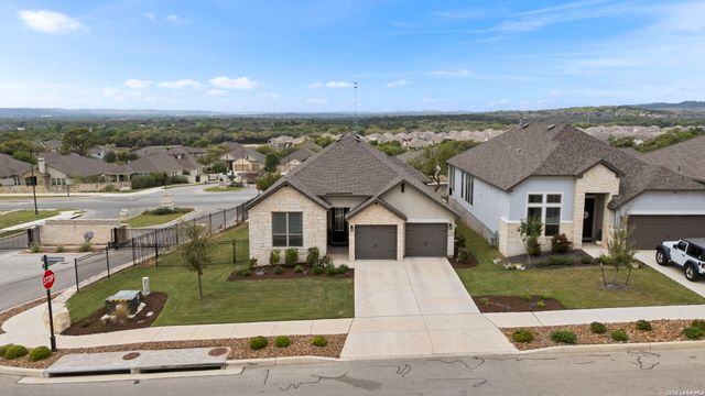 102 Ocotillo, Boerne, TX 78006