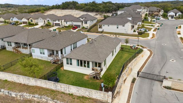 102 Ocotillo, Boerne, TX 78006