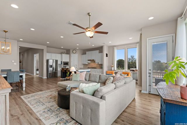 102 Ocotillo, Boerne, TX 78006