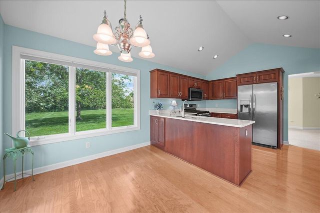 10902 W 82nd Court, St. John, IN 46373