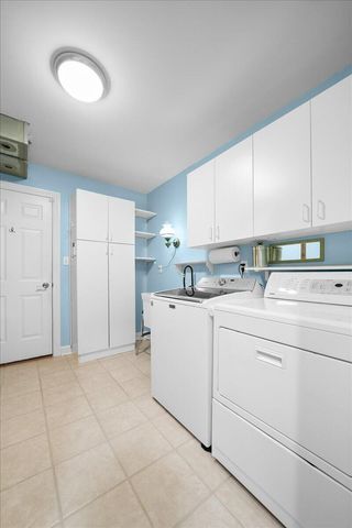 10902 W 82nd Court, St. John, IN 46373