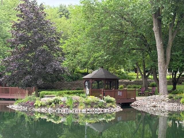 10902 W 82nd Court, St. John, IN 46373