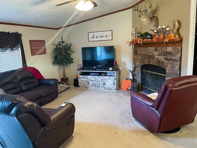 570 Four Notch Road, Huntsville, TX 77340