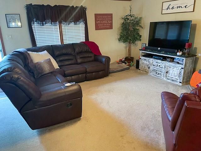 570 Four Notch Road, Huntsville, TX 77340