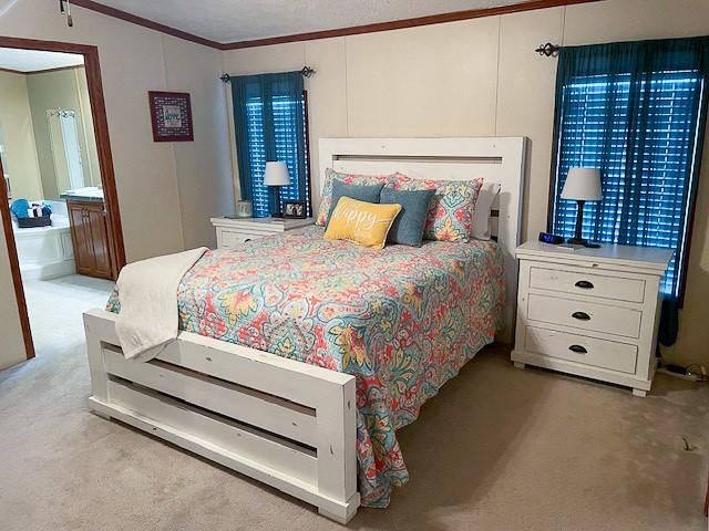 570 Four Notch Road, Huntsville, TX 77340