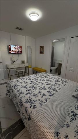 3872 Grand Ave A, Miami, FL 33133