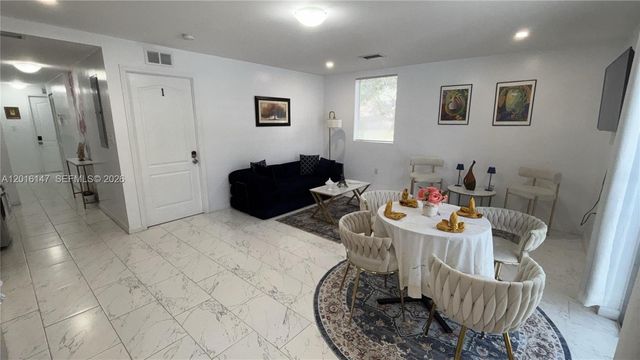 3872 Grand Ave A, Miami, FL 33133