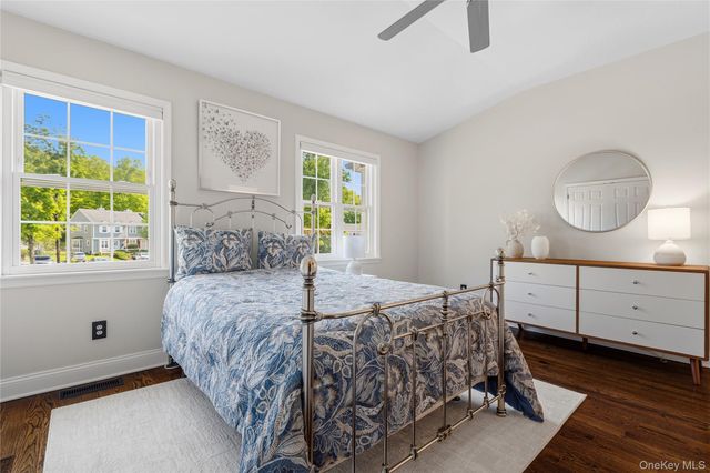 204 Twin Brook Court, Carmel, NY 10512