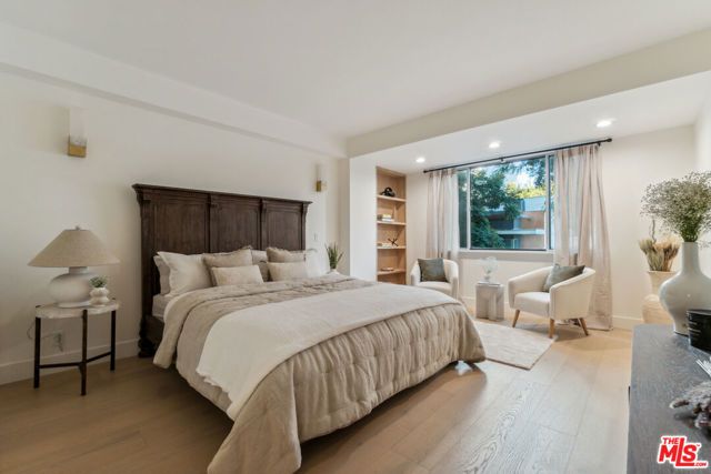 818 N Doheny Drive 205, West Hollywood, CA 90069