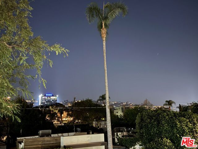 818 N Doheny Drive 205, West Hollywood, CA 90069