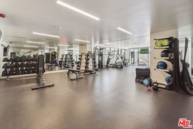 818 N Doheny Drive 205, West Hollywood, CA 90069