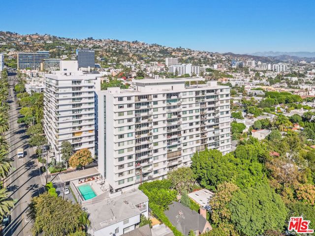 818 N Doheny Drive 205, West Hollywood, CA 90069