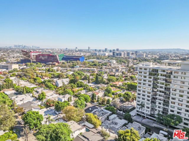 818 N Doheny Drive 205, West Hollywood, CA 90069