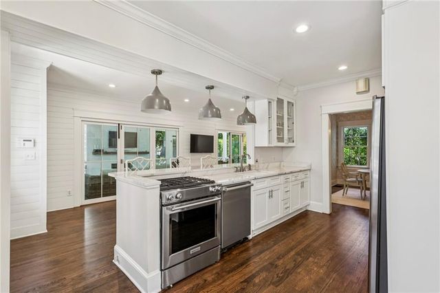 3118 Peachtree Drive NE, Atlanta, GA 30305
