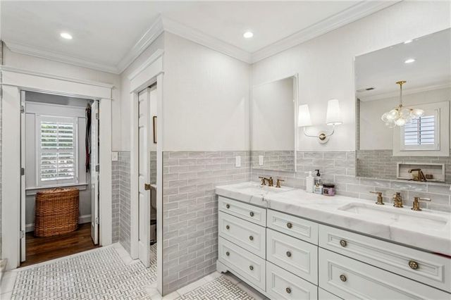 3118 Peachtree Drive NE, Atlanta, GA 30305