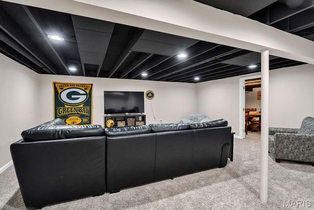 371 Spencer Hill Court, St Peters, MO 63376