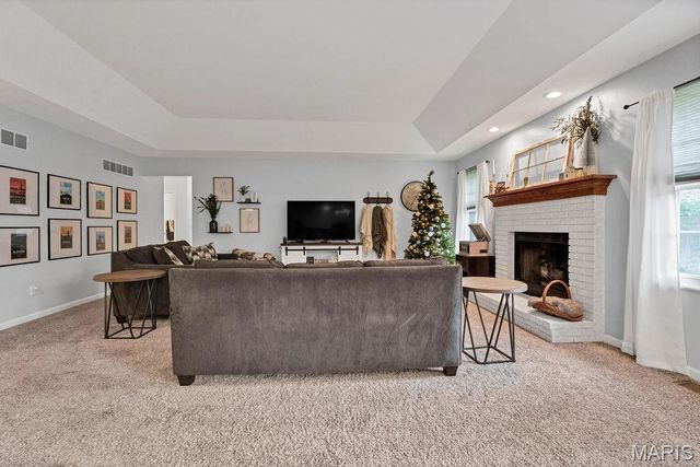 371 Spencer Hill Court, St Peters, MO 63376