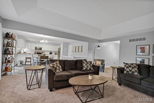 371 Spencer Hill Court, St Peters, MO 63376