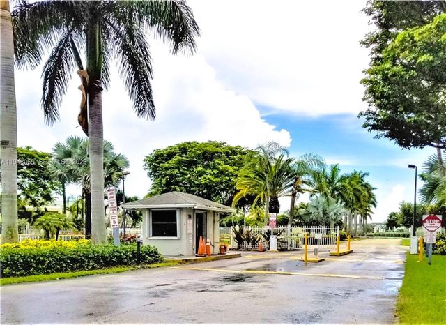 900 Constitution Dr 900I, Homestead, FL 33034