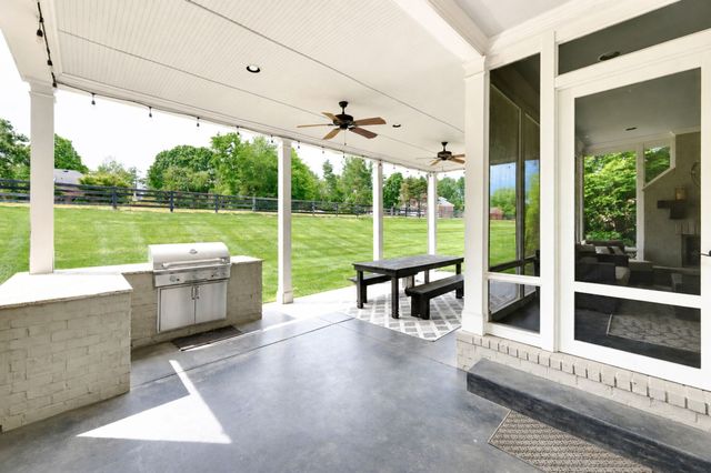 9476 Highland Bend Ct, Brentwood, TN 37027