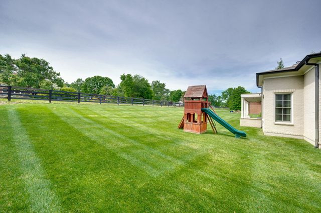 9476 Highland Bend Ct, Brentwood, TN 37027