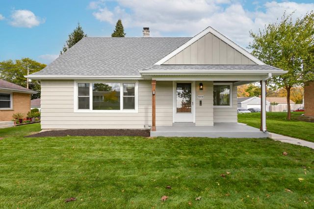 6818 W Morgan AVENUE, Milwaukee, WI 53220