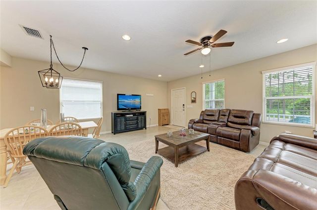 12662 SHIMMERING OAK CIRCLE, Venice, FL 34293
