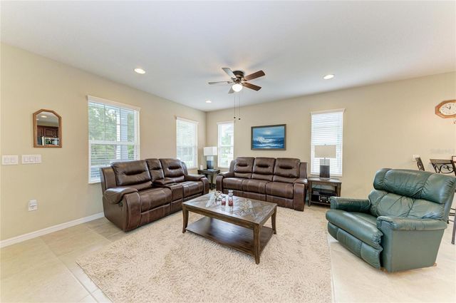 12662 SHIMMERING OAK CIRCLE, Venice, FL 34293